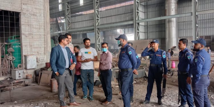 ফতুল্লায় বায়ুদূষণকারী ৪ কারখানাকে ৫ লাখ টাকা জরিমানা