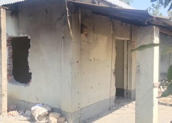 রূপপগঞ্জে সরকারি আশ্রয়ণ প্রকল্পের ২০টি ঘর ভাংচুর ও লুটপাট