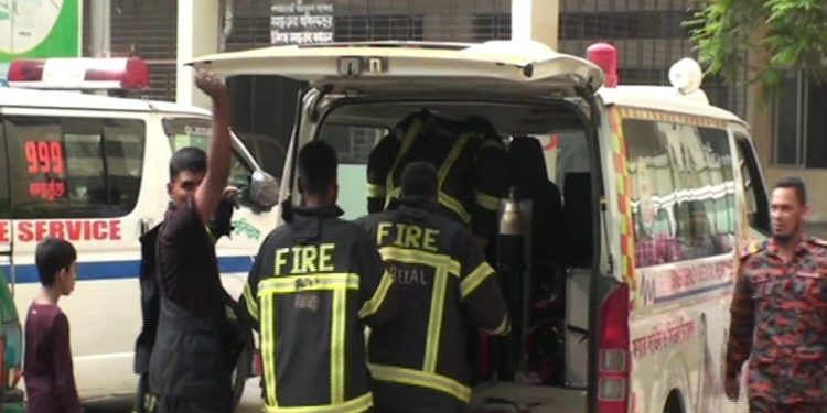 নারায়ণগঞ্জে এসি মেরামতের সময় বিস্ফোরণে ২ মিস্ত্রি নিহত