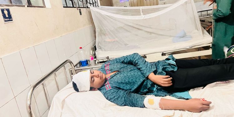 যুবককে বলাৎকার: প্রতিবাদ করায় সমন্বয়কদের মারধর বিএনপি নেতা-কর্মীদের