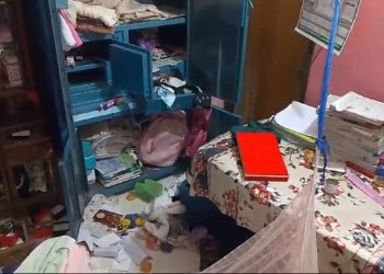 রুপগঞ্জে ব্যবসায়ীর বাড়িতে দুর্ধর্ষ ডা/কাতি- ৪ জনকে কু/পিয়ে জ/খম