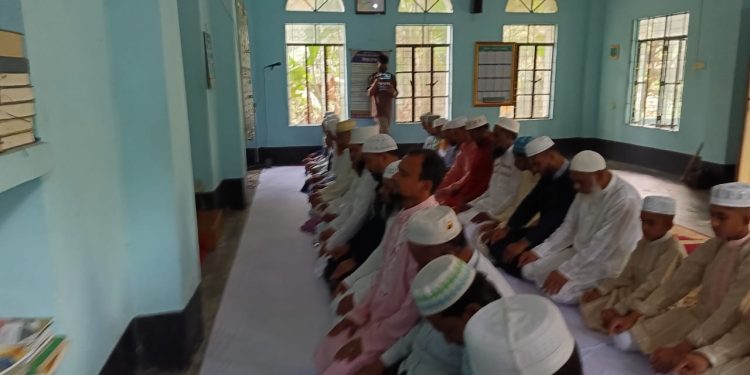 সৌদি আরবের সঙ্গে মিল রেখে সোনারগাঁয়ের ২৩ গ্রামে ঈদুল ফিতর জামাত