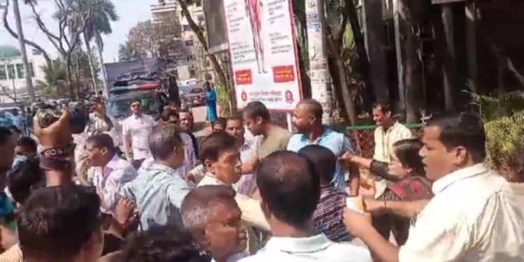 লাঙ্গলবন্দ স্লান উৎসব নিয়ে দুই পক্ষের মধ্যে উত্তেজনা