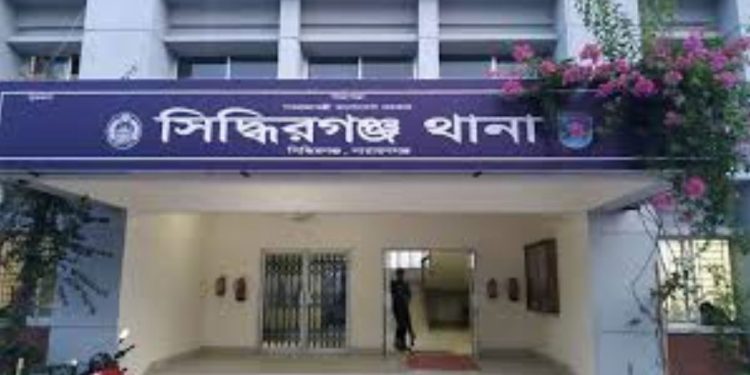 সিদ্ধিরগঞ্জে ৬ বছরের শিশু ধর্ষণ চেষ্টার অভিযোগে আটক ২