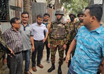 আড়াইহাজারে মাদকের বিরুদ্ধে যৌথ অভিযান পরিচালনা