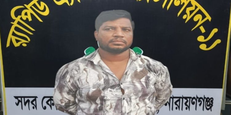 বন্দরে গরু ডাকাতির ঘটনায় ভূয়া ডিবি পুলিশ গ্রেফতার