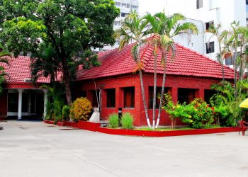 নারায়ণগঞ্জ ক্লাবে হামলার ঘটনায় শামীম ওসমান ও টিটুসহ ১৯৬ জনের বিরুদ্ধে মামলা