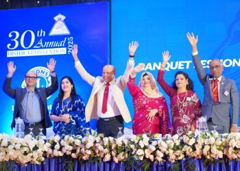 লায়ন্স জেলা গভর্নর নির্বাচিত শংকর,রুনু ও রানা