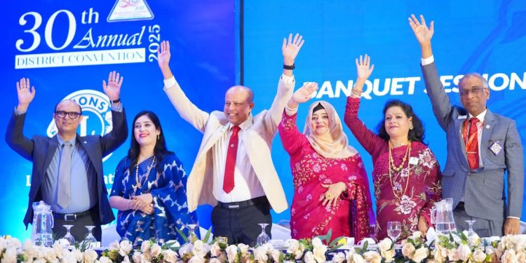 লায়ন্স জেলা গভর্নর নির্বাচিত শংকর,রুনু ও রানা