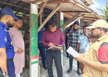 মাসদাইরে রাস্তা দখল করে ব্যবসা, দুই ইট বালু প্রতিষ্ঠানকে জরিমানা