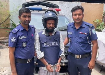 ফতুল্লায় গৃহবধূ  লাকি হ/ত্যা মামলায় স্বামী শহীদুল গ্রেপ্তার