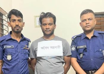 সোনারগাঁয়ে বিদেশি অস্ত্র ও ৮ রাউন্ড গুলিসহ যুবক আটক