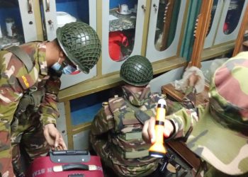 আদমজী বিহারী কলোনীতে যৌথ বাহিনীর মাদক বিরোধী অভিযানে ২ নারী আটক