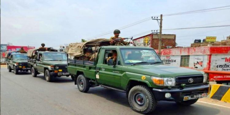 অপরাধীর বিরুদ্ধে সেনাবাহিনীর শক্ত অবস্থান, স্বস্তিতে জনগন