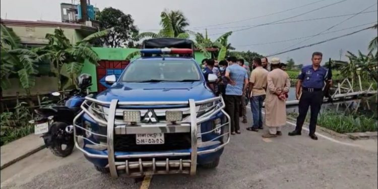 সিদ্ধিরগঞ্জে হাত পা বাঁধা অজ্ঞাত যুবকের লা/শ উদ্ধার