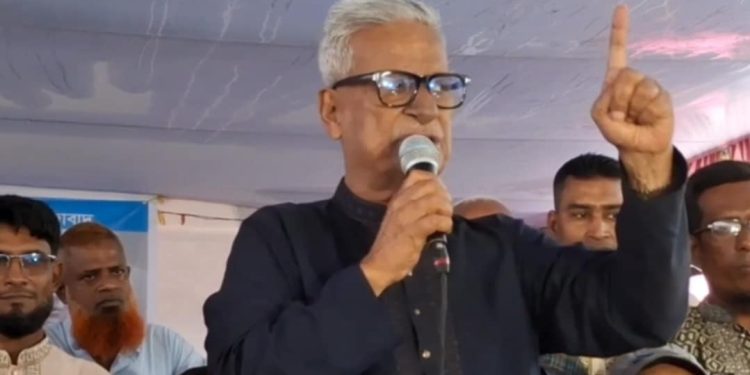 আরেকটি দলকে প্রতিষ্ঠিত করার জন্য দেশে হীণ ষড়যন্ত্র চলছে-ফারুক