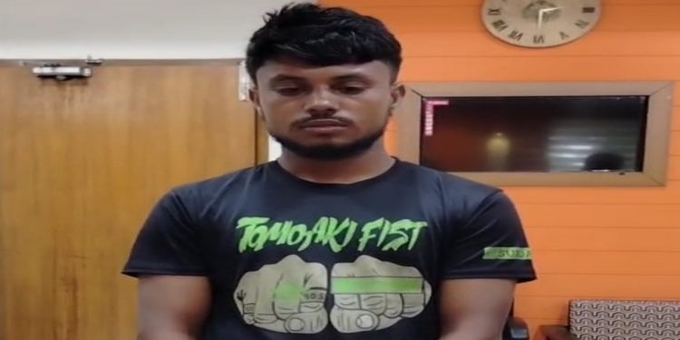 আড়াইহাজারে বাবাকে হাতুড়িপেটা করে হত্যার ঘটনায় ছেলে গ্রেফতার