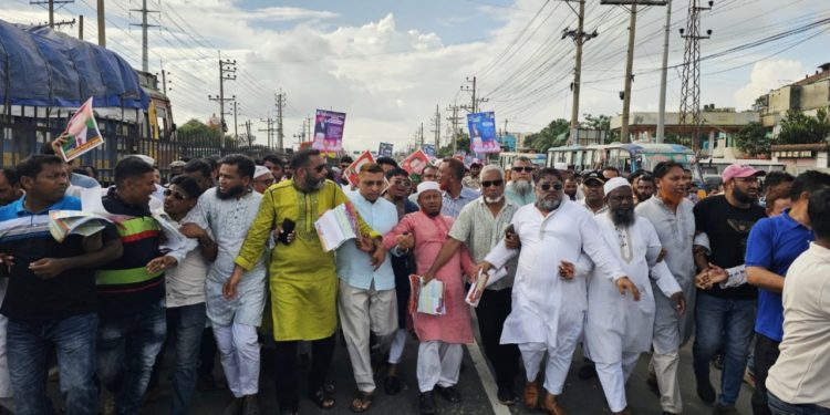 বিএনপির ৩১ দফা বাস্তবায়নের লক্ষ্যে সোনারগাঁয়ে শ্রমিক দলের গণসংযোগ