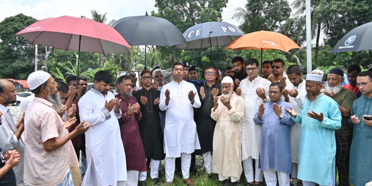 নারায়ণগঞ্জে জুলাই শহীদ স্মৃতিস্তম্ভ’ নির্মাণ কাজের উদ্বোধন
