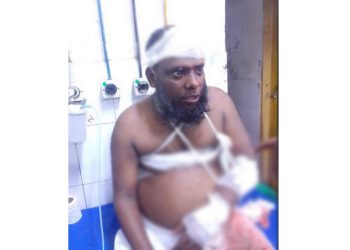 বন্দরে ইসলামী আন্দোলনের নেতা ডা.মামুনকে কু/পি/য়ে আহত