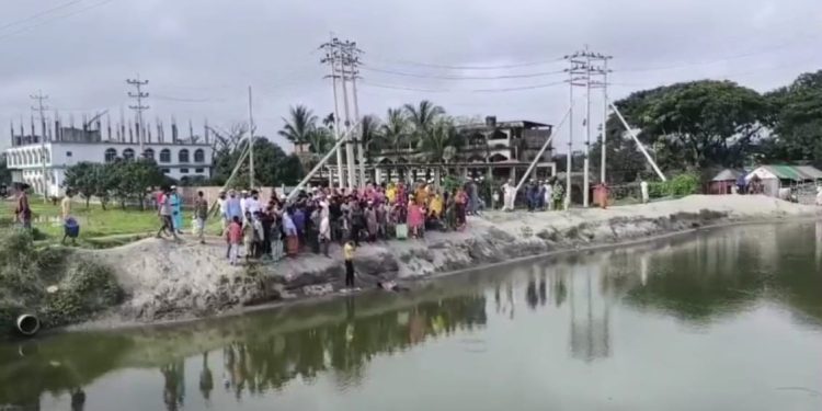 রূপগঞ্জে দুই পুকুর থেকে দুইজনের মরদেহ উদ্ধার