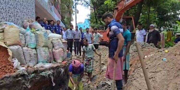বন্দরে অবৈধ গ্যাস সংযোগে তিতাসের অভিযান ও জরিমানা