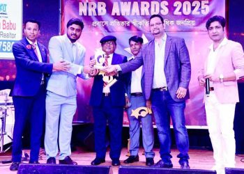 আমেরিকায় জনপ্রিয় এনআরবি অ্যাওয়ার্ড পেলেন নারায়ণগঞ্জের কৃতি সন্তান মোস্তাকিম আবেদ