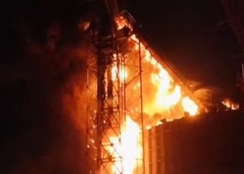 মেঘনা গ্রুপের চিনি কারখানায় অগ্নিকাণ্ড, দেড়ঘন্টা চেষ্টার পর আগুন নিয়ন্ত্রণে