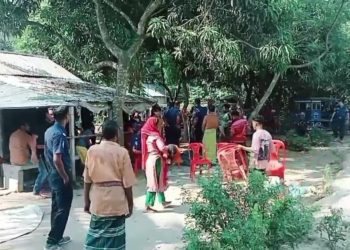 আড়াইহাজারে বিএনপির দুই পক্ষের সংঘর্ষে গুলিবিদ্ধ সহ আহত ৩০