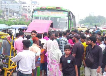 নারায়ণগঞ্জে সড়ক দূর্ঘটনায় নিহত ১, আহত ২