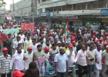 প্রতিষ্ঠাবার্ষিকীতে নারায়ণগঞ্জে মহানগর যুবদলের বিশাল র‍্যালী