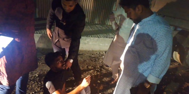 ফতুল্লায় ছাত্রলীগের ঝটিকা মশাল মিছিল থেকে পাঁচজন আটক