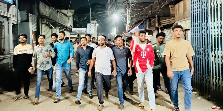 আওয়ামীলীগের বিরুদ্ধে যুবদল নেতা ইব্রাহিম আহম্মেদ বাবুর নেতৃত্বে প্রতিবাদ মিছিল