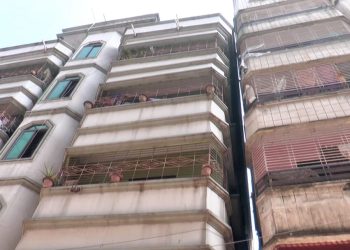 ভুমিকম্পে নারায়ণগঞ্জের সিদ্ধিরগঞ্জে ক্ষতিগ্রস্থ ৬টি ভবনকে ঝুঁকিপূর্ণ ঘোষণা করল রাজউক