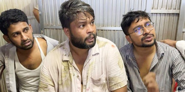 ফতুল্লায় সংবাদ সংগ্রহ করতে গিয়ে হামলায়  তিন সংবাদকর্মী আহত