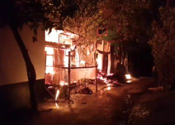 সোনারগাঁয়ে বিএনপির দু’পক্ষের সং/ঘর্ষ, ভাঙ/চুর ও অগ্নি/সংযোগে আহত ১২ 