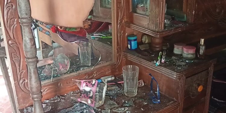 আড়াইহাজারে আওয়ামীলীগ ও বিএনপির মধ্যে সংঘর্ষে নারীসহ আহত ১৫ জন 