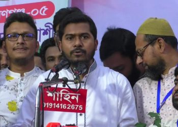 ভোটকেন্দ্র দখল করতে রাজনীতিবিদরা চাঁদাবাজদের পৃষ্ঠপোষকতা করতে চায়-নূর