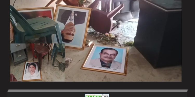 রূপগঞ্জে ছাত্রদলের দুই গ্রুপের সংঘর্ষে আহত ৪ ও কার্যালয় ভাংচুর