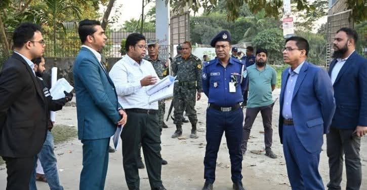 আড়াইহাজারে নির্বাচনী প্রস্তুতি পর্যবেক্ষণে জেলা প্রশাসক