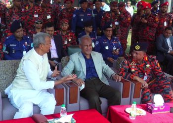 নির্বাচনের আগে ভারি অস্ত্র উদ্ধারের অভিযান চলবে-স্বরাষ্ট্র উপদেষ্টা