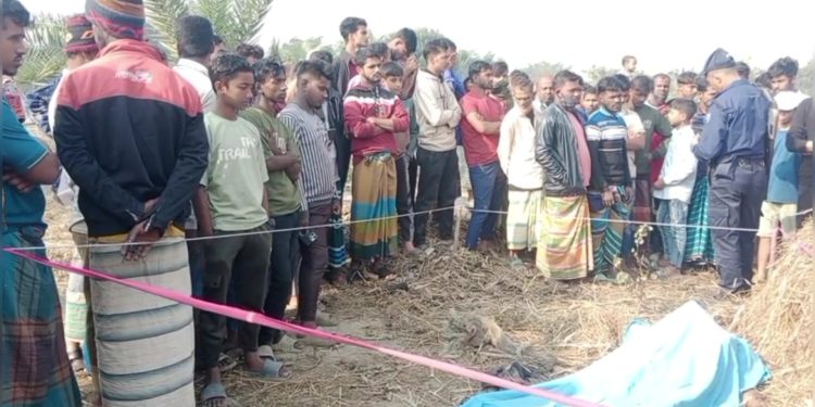 আড়াইহাজারে যুবকের মাথাবিহীন লা/শ উদ্ধার