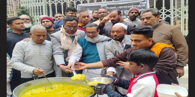 খালেদা জিয়ার আত্মার শান্তিতে পূজা উদযাপন ফ্রন্টের অজিত সাহার উদ্যোগো দেওভোগ মন্দিরে প্রার্থনা