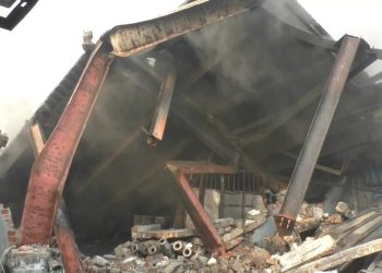 গোগনগরে ‘‘সাইন ফ্ল্যাক্সি প্যাক’ প্লাস্টিক কারখানায় ভয়াবহ আগুন