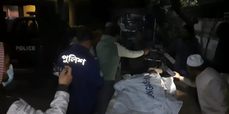 বন্দরে যুবককে গলা*কেটে হ*ত্যা