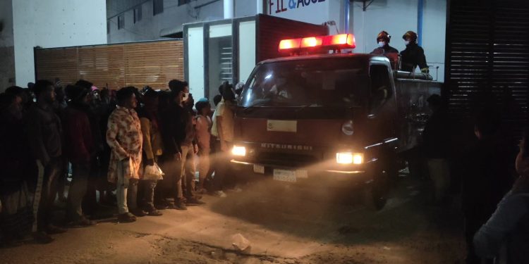 বন্দরে আকিজ সিমেন্ট ফ্যাক্টরিতে কম্প্রেসার বিস্ফোরণে দগ্ধ ৮