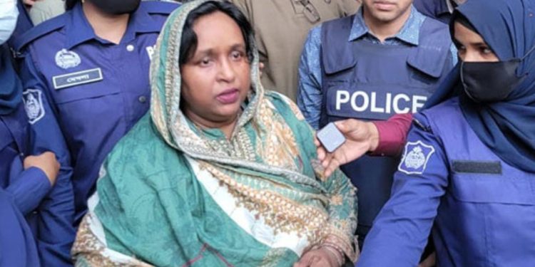হত্যা মামলায় সাবেক মেয়র আইভী শোন অ্যারেস্ট