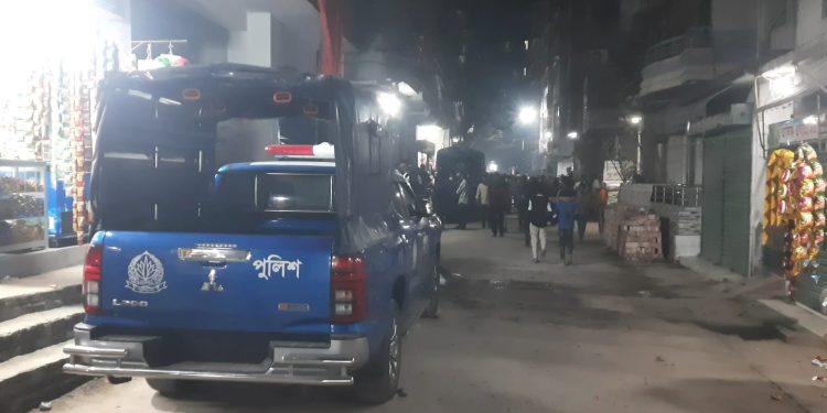 সিদ্ধিরগঞ্জে সেফটি ট্যাংক থেকে অজ্ঞাত নারীর লাশ উদ্ধার