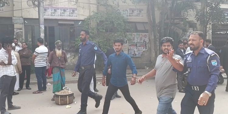 রূপগঞ্জে হত্যা মামলায় এক ভাইয়ের ফাঁসি অপর ভাইয়ের কারাদন্ড