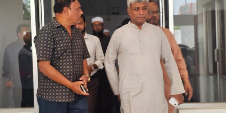 সিদ্ধিরগঞ্জে মেঘনা পেট্রোলিয়াম ডিপোতে পরিদর্শন করলেন প্রতিমন্ত্রীর
